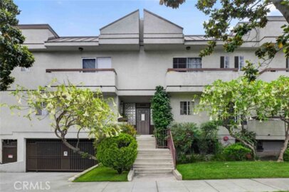 305 E Valencia #J Photo