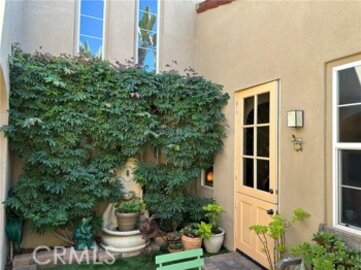 Delightful Newly Listed Chantory Condominium Located at 139 Canyoncrest