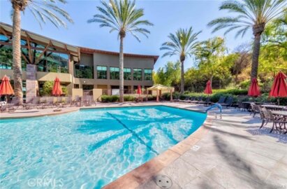 23795 Los Pinos Court Photo