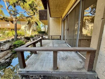 3050 S Bristol #2C Photo