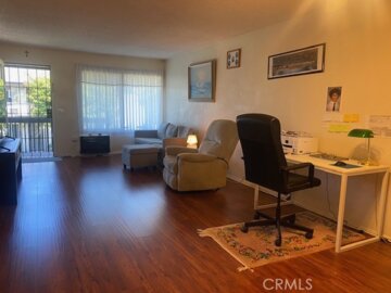 7100 Cerritos #112 Photo