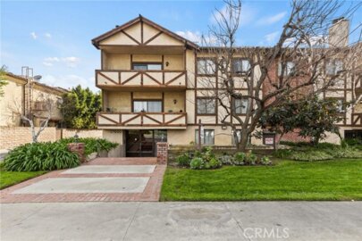 17500 Sherman Way #102 Photo