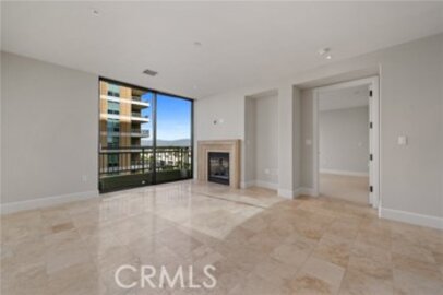 Fabulous The Plaza Irvine Condominium Located at 5082 Scholarship was Just Sold