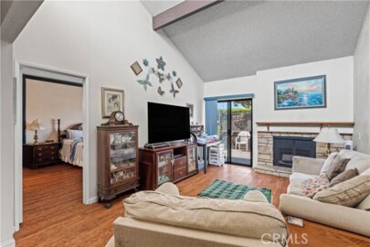 1639 S Heritage Circle Photo