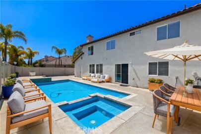 26054 Pine Street Photo