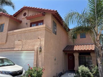 18352 Keswick Street #2 Photo