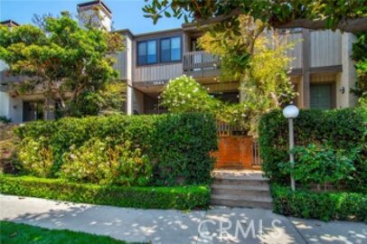 Spectacular Newly Listed Woodvale Village Townhouse Located at 1844 Midvale Avenue #6