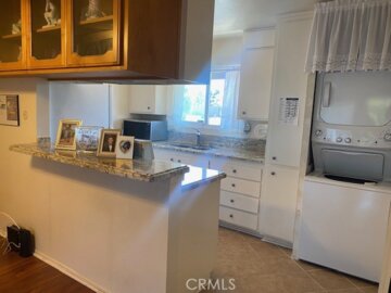 7100 Cerritos Avenue #112 Photo