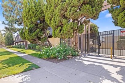 Lovely New England Manor Condominium Located at 5535 Ackerfield Avenue #47 was Just Sold