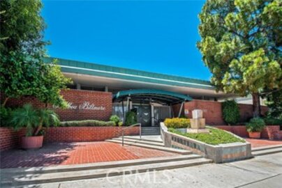 Marvelous Newly Listed Balboa Biltmore Condominium Located at 5301 Balboa Boulevard #H4