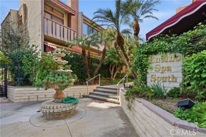 5205 White Oak Avenue #3 Photo