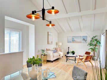 2720 W Segerstrom #D Photo