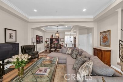 Extraordinary Newly Listed 14535 Margate St Townhouse Located at 14535 Margate Street #13