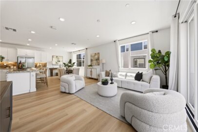303 Carmona Photo