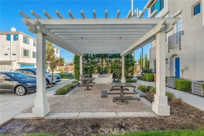 149 E Knox Photo