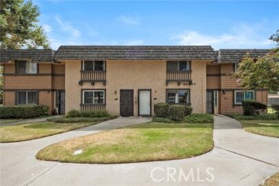 Lovely Newly Listed White Oak Townhouse Located at 3535 Polk Street