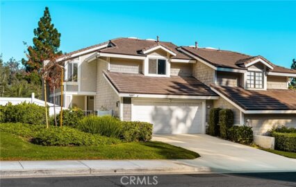 5889 E Mountain Loop Trl #4 Photo