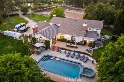 38500 Calle Pimienta Photo