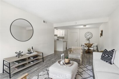 18620 Hatteras #276 Photo