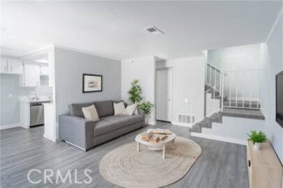 Gorgeous Newly Listed Fairmont Hill Townhouse Located at 6473 Horse Shoe Lane #6