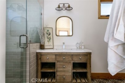 37219 Quarter Valley Road Photo