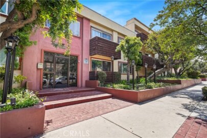 5414 Newcastle Avenue #66 Photo