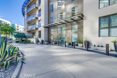 402 Rockefeller #418 Photo