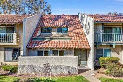 Beautiful Village Grove Townhomes Condominium Located at 1533 Camelot Drive was Just Sold