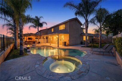 37688 River Oats Photo