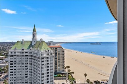 700 E Ocean Boulevard #2703 Photo