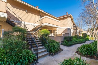 7737 Ferndale #D Photo