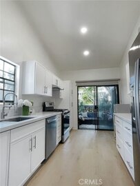 2510 W Macarthur Boulevard #B Photo