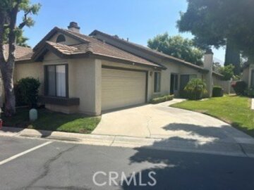 5050 Canyon Crest Photo