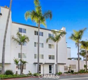 Marvelous Newly Listed Bayport Condominium Located at 2872 Coast Circle #305