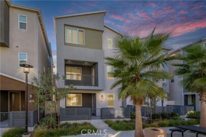 921 E 3rd Street Photo