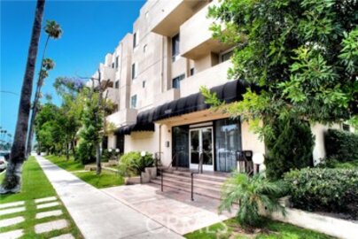 Amazing Sherman Court Condominium Located at 19350 Sherman Way #333 was Just Sold