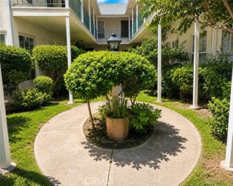 1122 N Louise Street #E Photo
