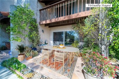 9512 Via Venezia Photo