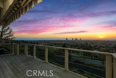 Delightful Newly Listed Harbor Ridge Estates Condominium Located at 17 La Rochelle #72