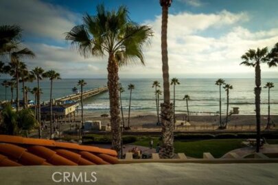427 Avenida Santa Barbara #B Photo