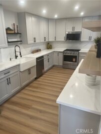 15150 Dickens Avenue #203 Photo
