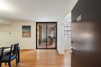 740 N Kings Road #208 Photo