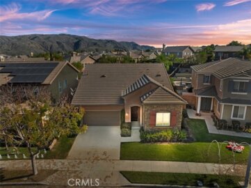 25226 Pacific Crest Photo