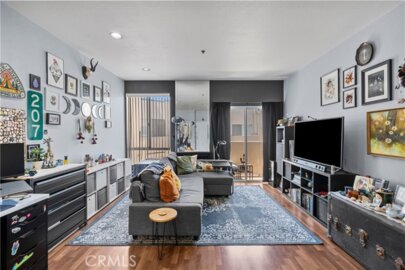 19350 Sherman Way #328 Photo