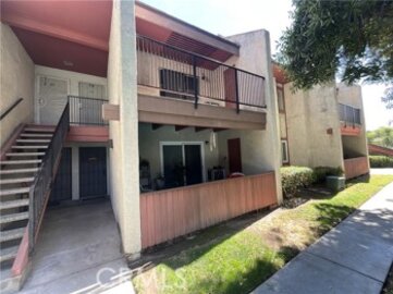 Fabulous Newly Listed Fashion Heights Condominium Located at 1052 S Idaho #24