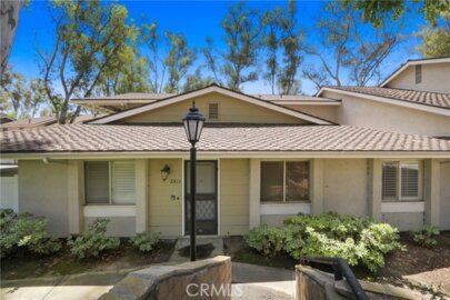 2413 Coventry Circle #121 Photo