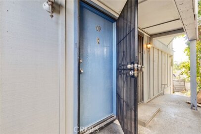 9332 Van Nuys #69 Photo