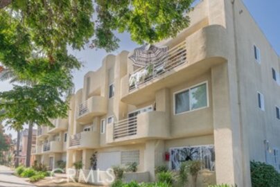 Magnificent Meridian Condos Condominium Located at 1055 Orizaba Avenue #15 was Just Sold