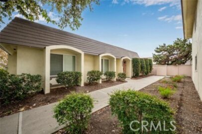 Stunning Newly Listed Tanglewood North Townhouse Located at 4112 Avenida Sevilla