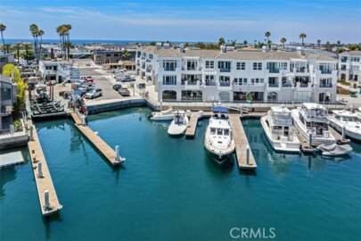 2600 Newport Photo